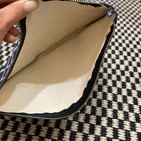 Scout Zipper Pouch Navy and Blue - Picture 3 of 3